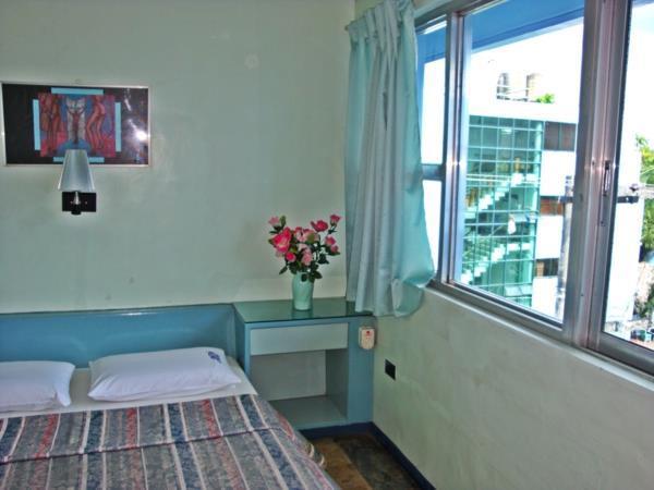 Legazpi Tourist Inn Exterior foto